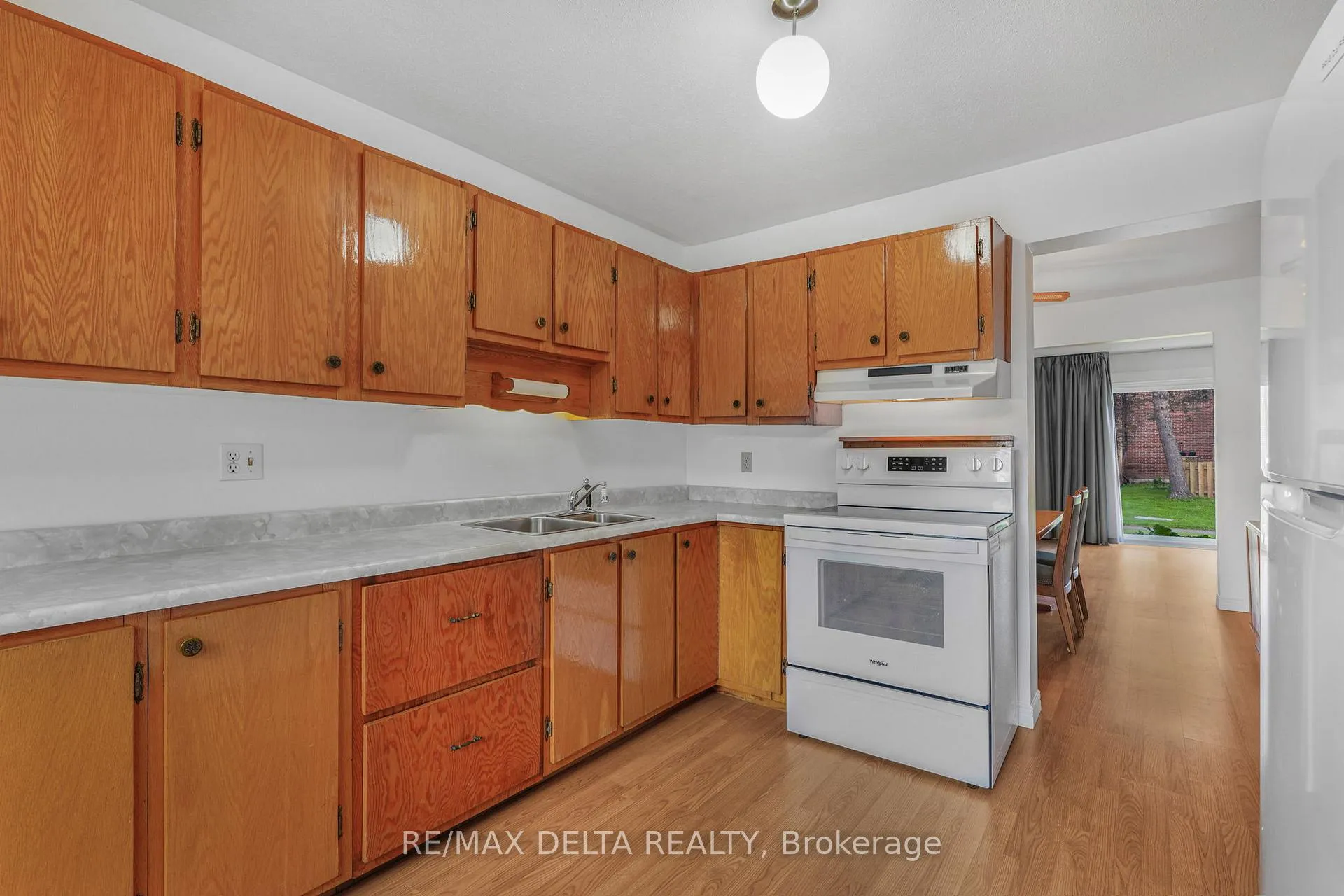 Photo 11 of Unit 68, 890 Cahill Drive, Ottawa, Hunt Club — HOMEH