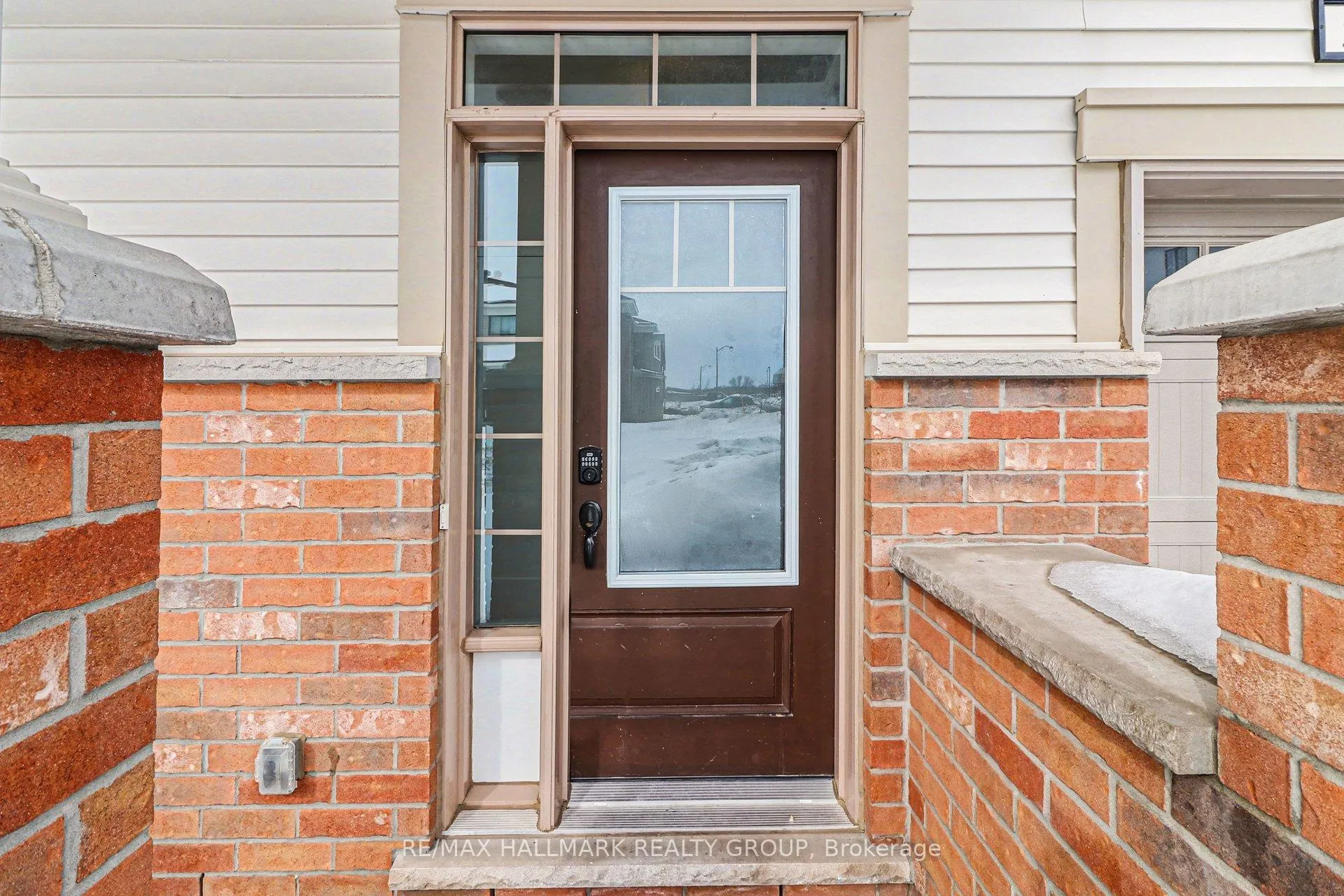 Photo 3 of 513 Catleaf Row, Ottawa, Avalon West — HOMEH