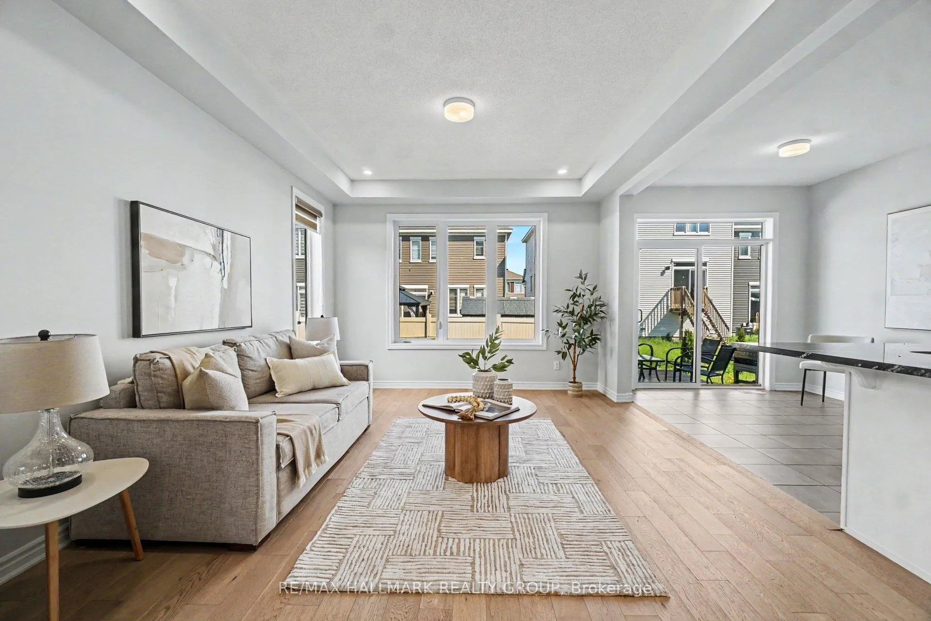 Photo 8 of 513 Catleaf Row, Ottawa, Avalon West — HOMEH