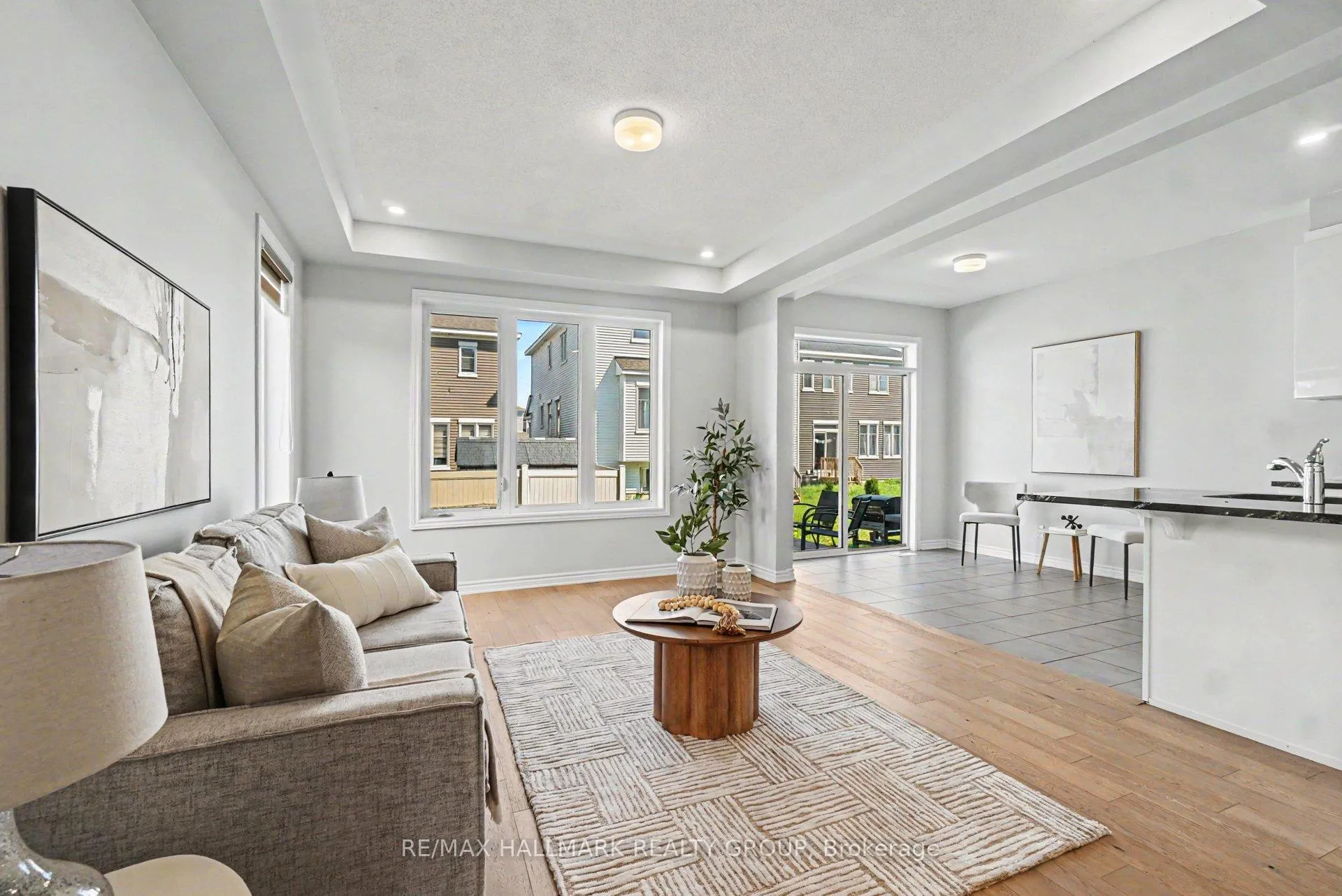 Photo 9 of 513 Catleaf Row, Ottawa, Avalon West — HOMEH