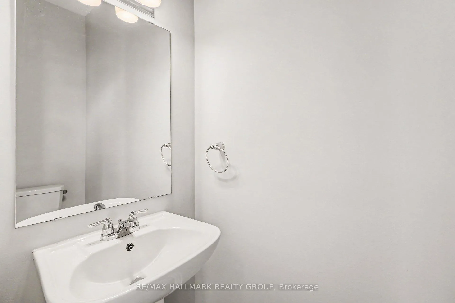 Photo 15 of 513 Catleaf Row, Ottawa, Avalon West — HOMEH