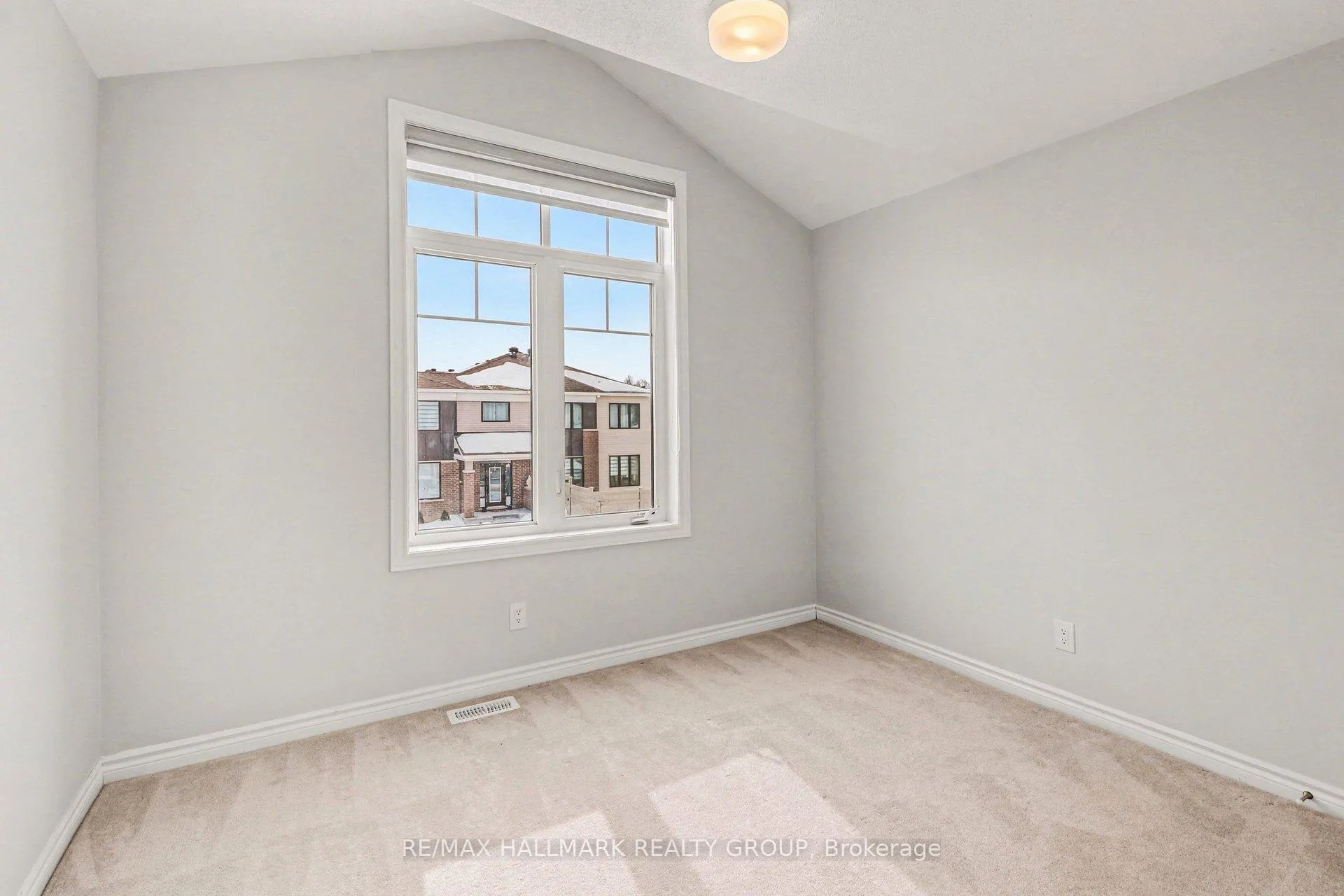 Photo 23 of 513 Catleaf Row, Ottawa, Avalon West — HOMEH