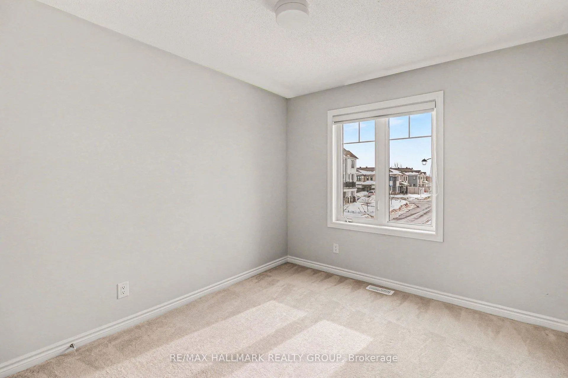 Photo 24 of 513 Catleaf Row, Ottawa, Avalon West — HOMEH