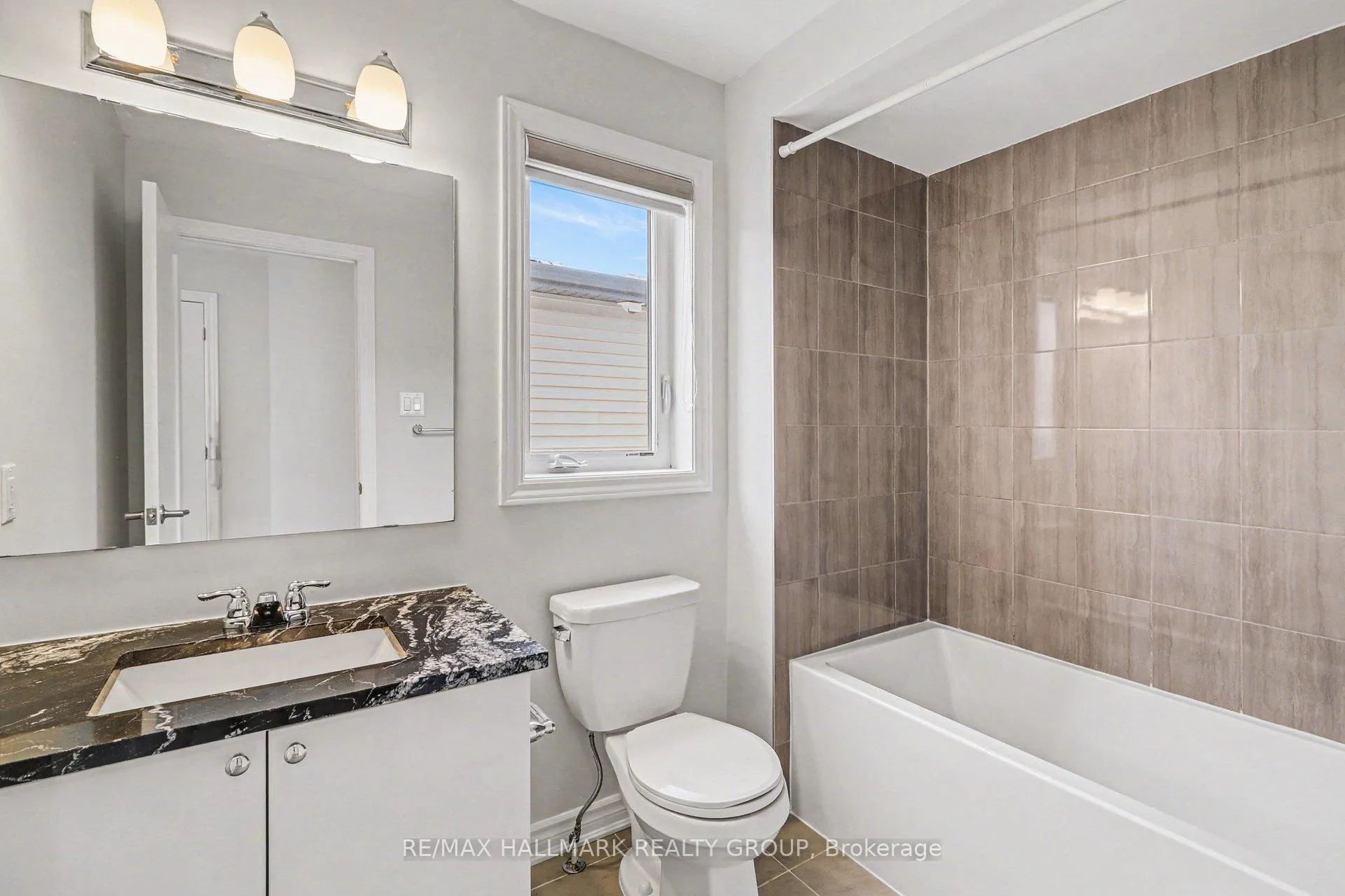 Photo 26 of 513 Catleaf Row, Ottawa, Avalon West — HOMEH