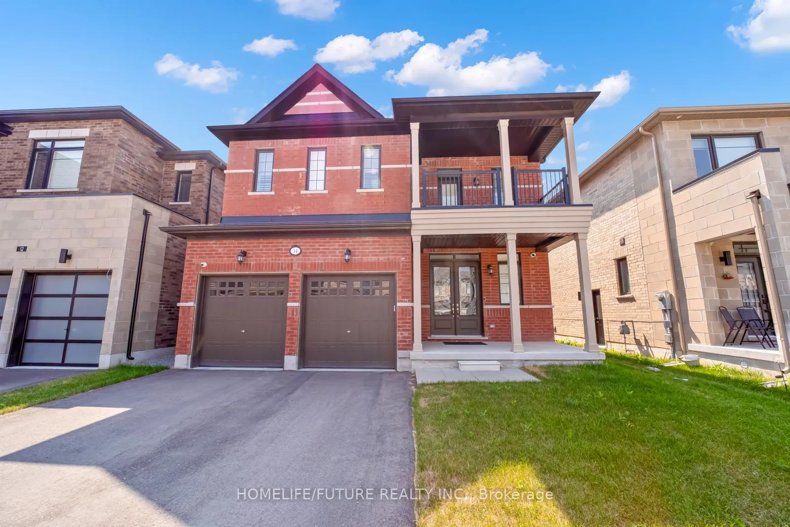 Photo 3 of 14 Nigh Drive, Markham, Middlefield — HOMEH