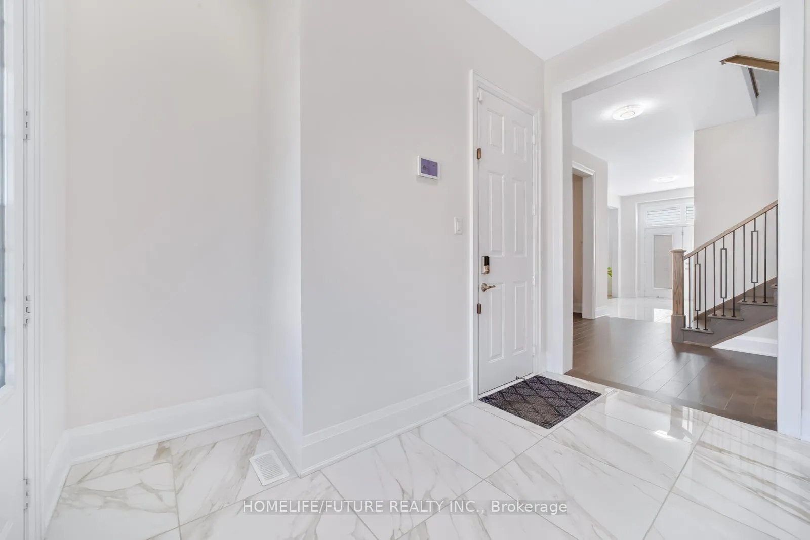 Photo 8 of 14 Nigh Drive, Markham, Middlefield — HOMEH