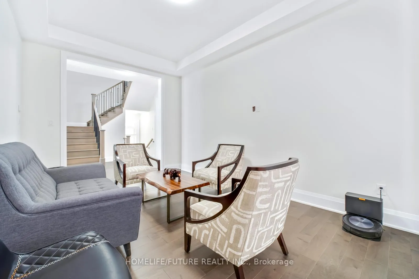 Photo 10 of 14 Nigh Drive, Markham, Middlefield — HOMEH