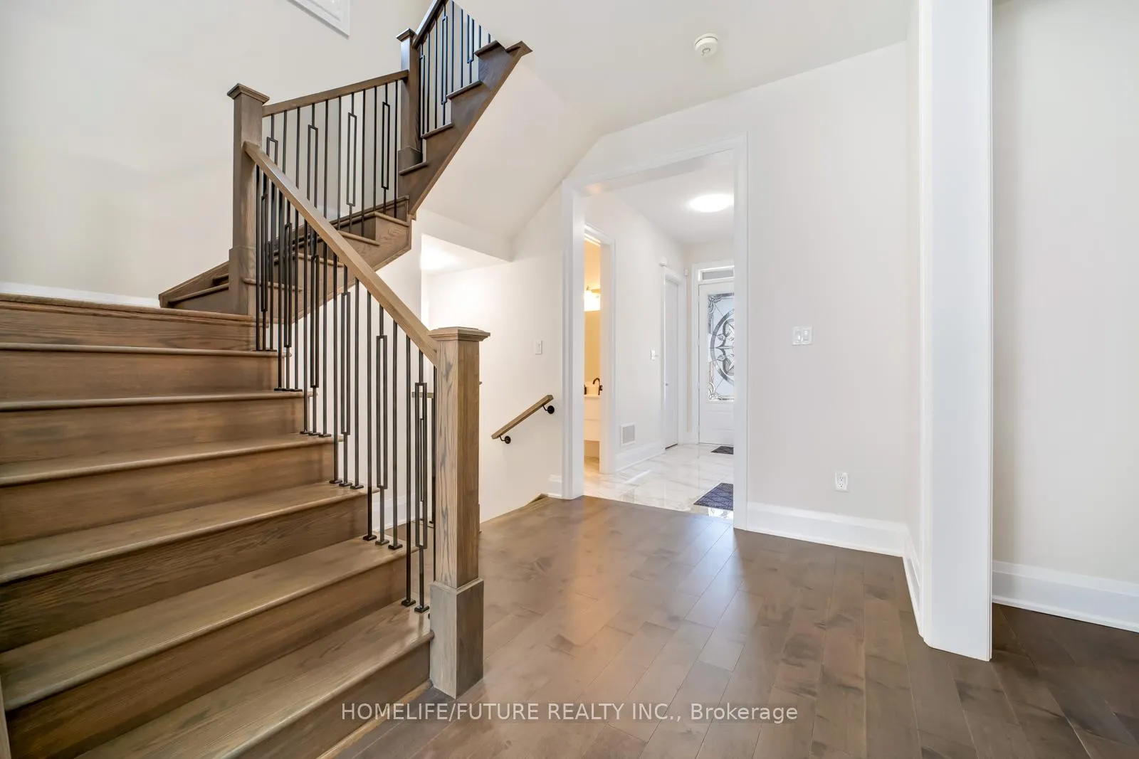 Photo 17 of 14 Nigh Drive, Markham, Middlefield — HOMEH