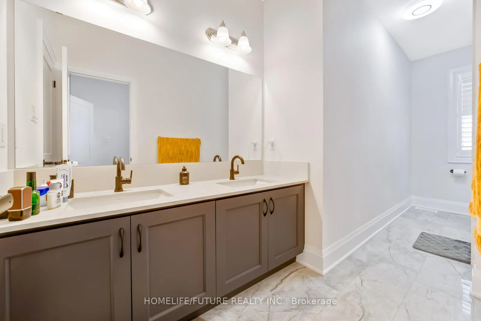 Photo 33 of 14 Nigh Drive, Markham, Middlefield — HOMEH