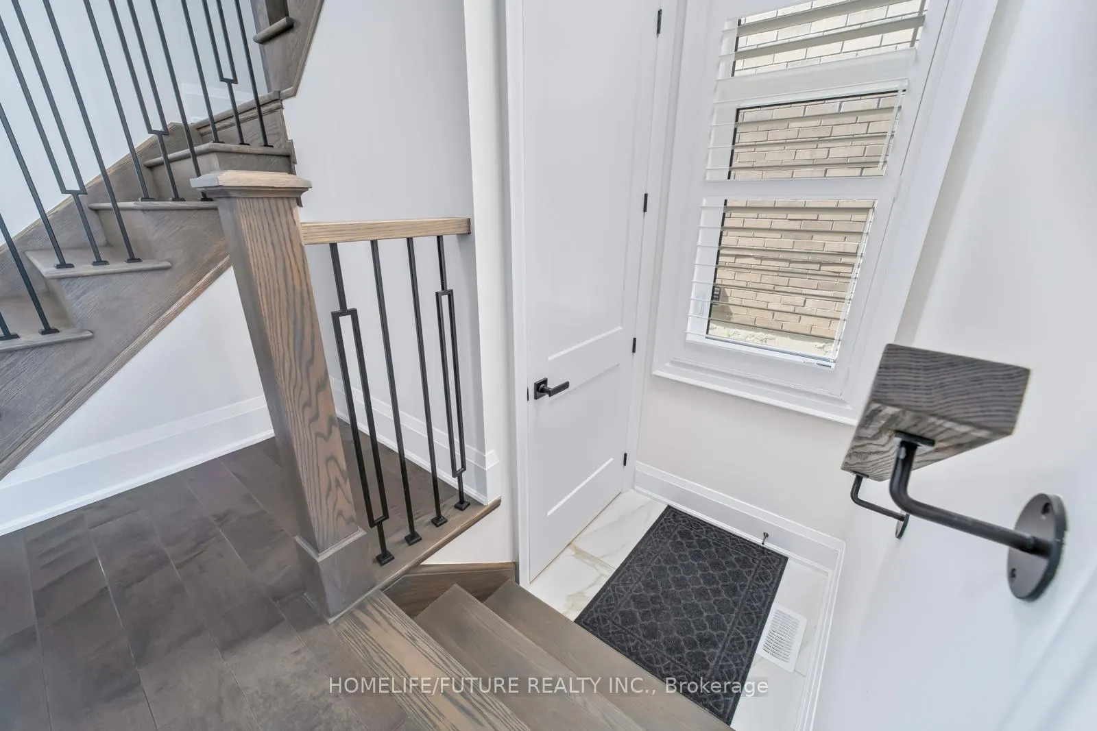 Photo 37 of 14 Nigh Drive, Markham, Middlefield — HOMEH