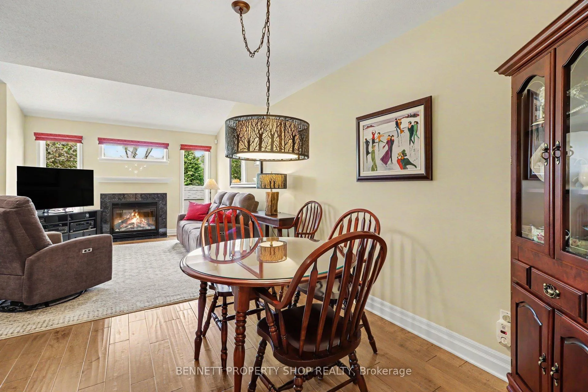 Photo 8 of 909 Goose River Avenue, Ottawa, Riverside South/Gloucester Glen — HOMEH