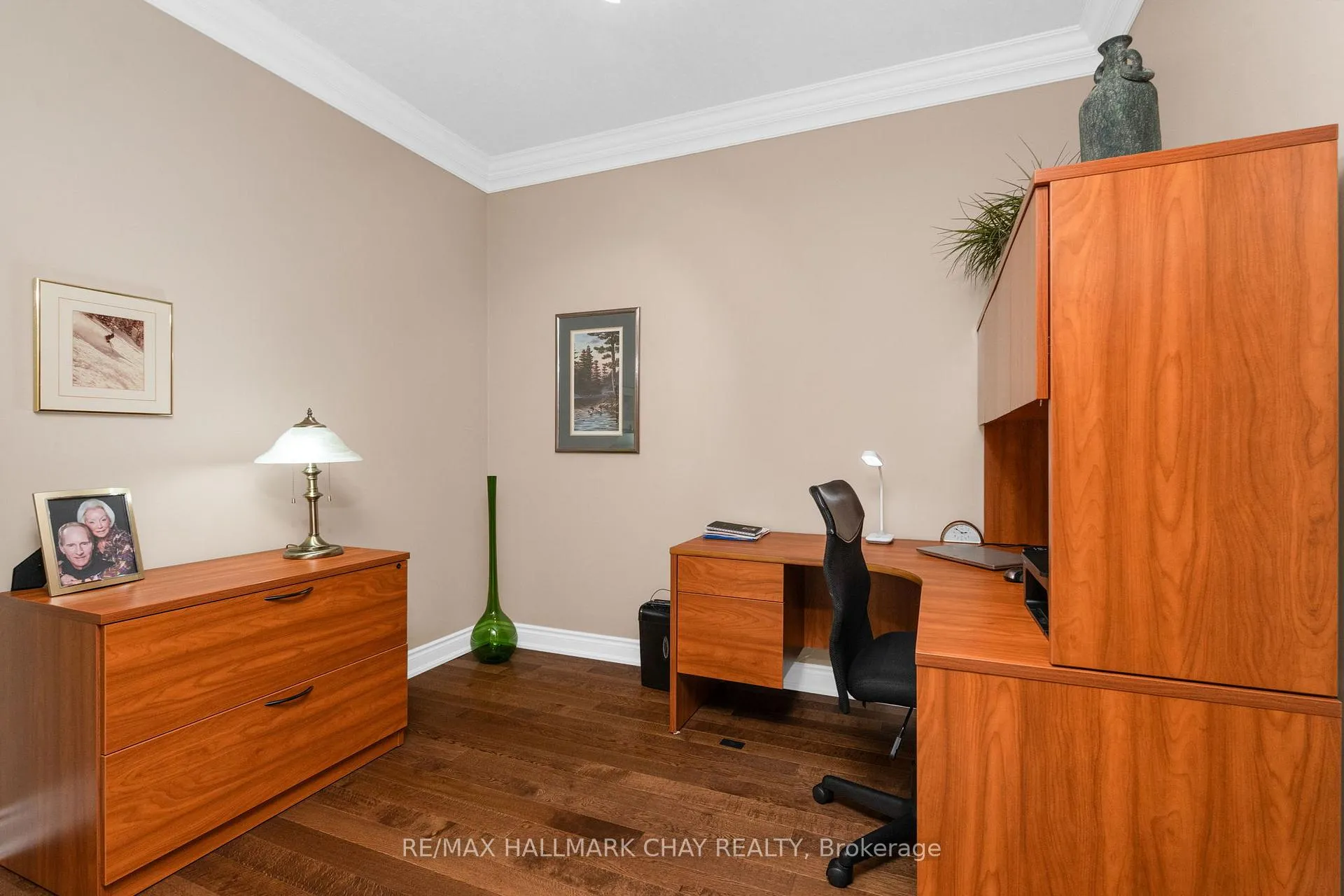 Photo 7 of Unit 410, 37 Ellen Street, Barrie, City Centre — HOMEH