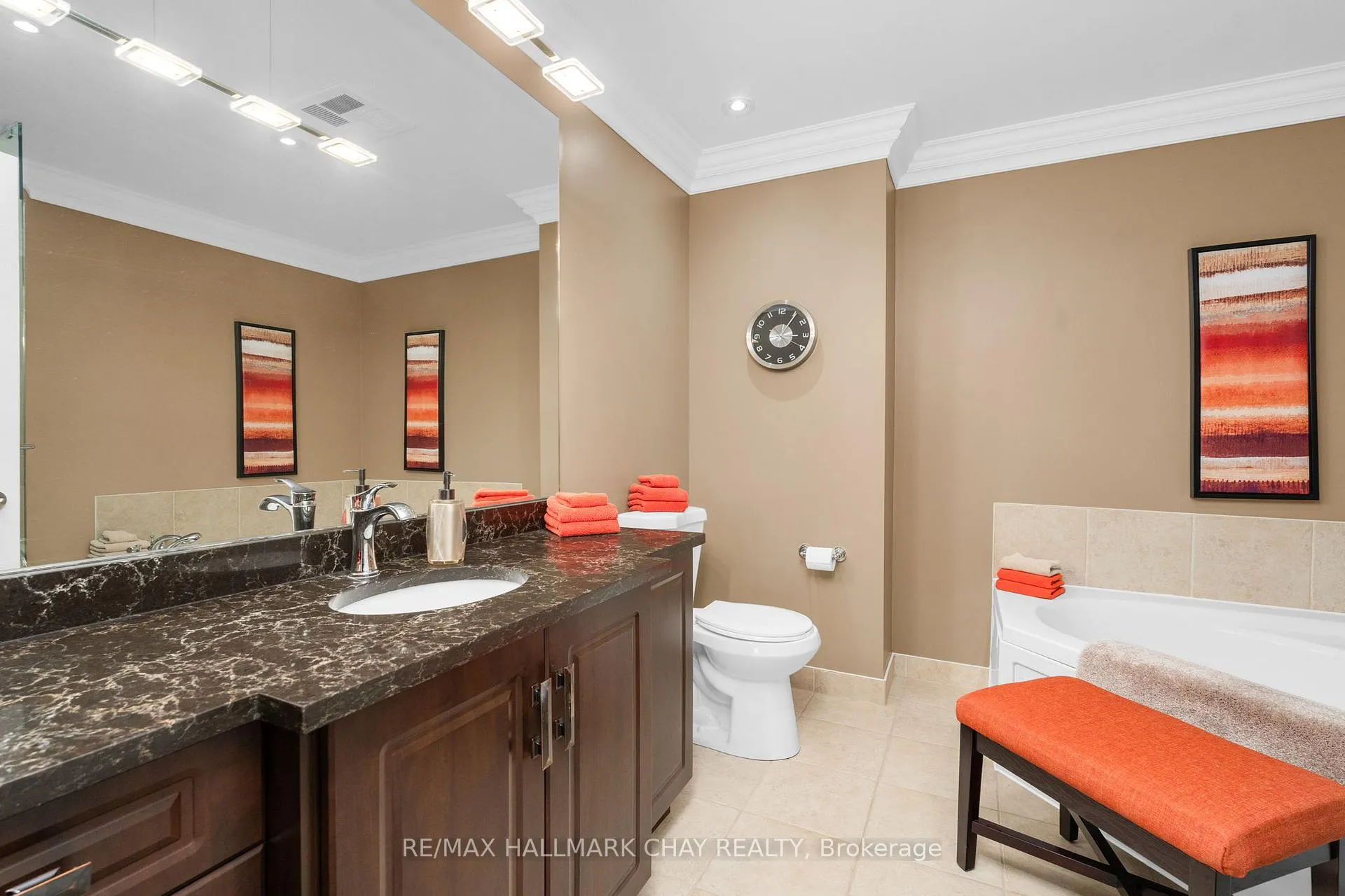 Photo 21 of Unit 410, 37 Ellen Street, Barrie, City Centre — HOMEH