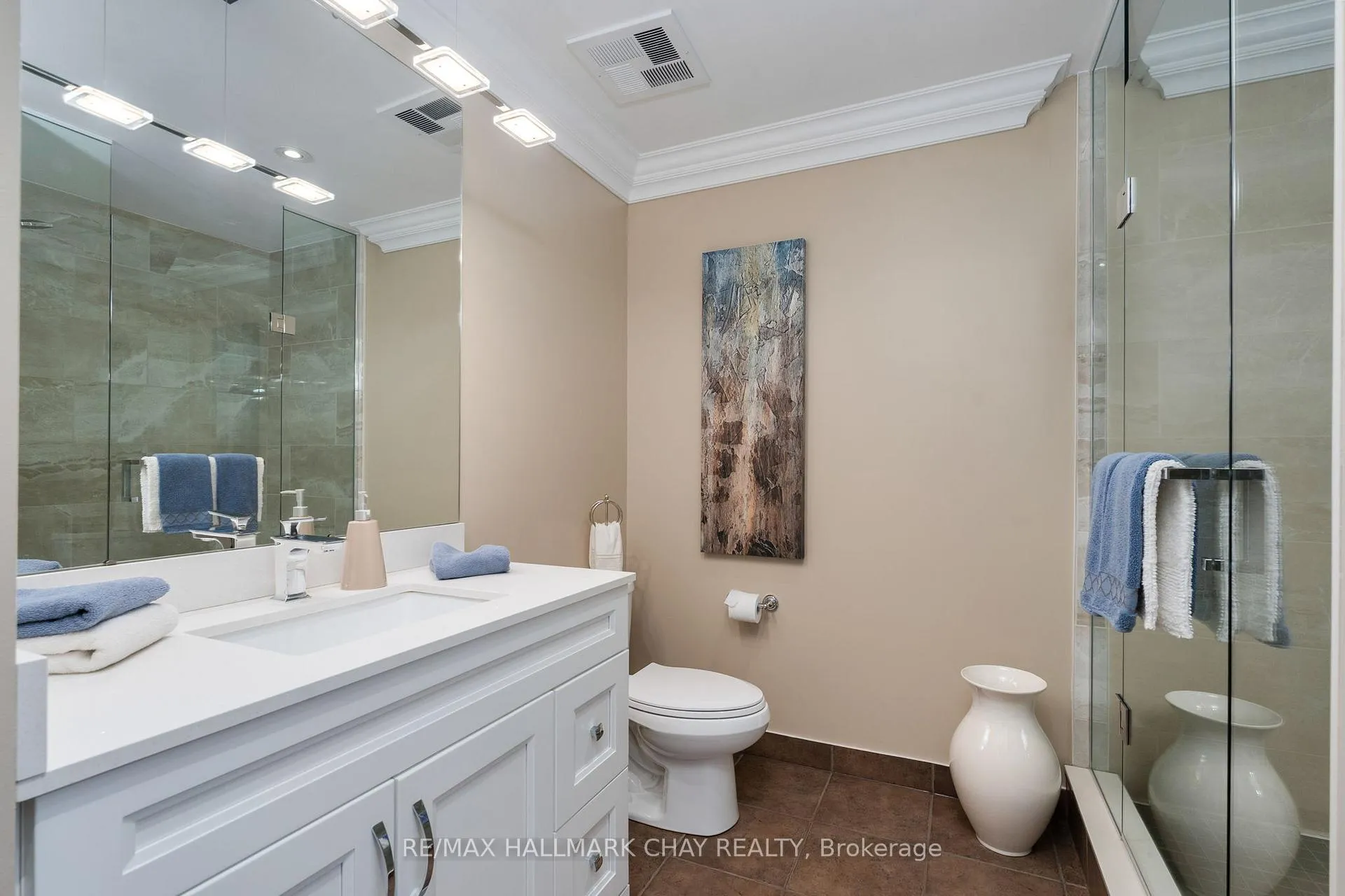 Photo 23 of Unit 410, 37 Ellen Street, Barrie, City Centre — HOMEH
