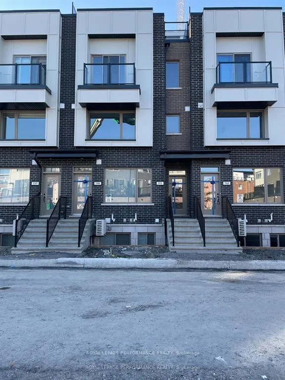 Photo 1 of 704 Kizis Private, Ottawa, CFB Rockcliffe and Area — HOMEH