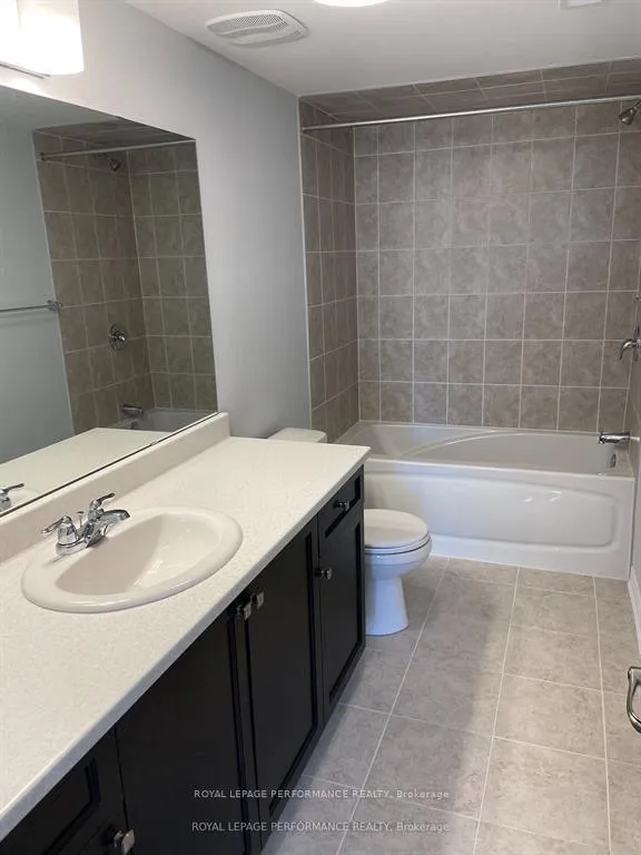 Photo 12 of 704 Kizis Private, Ottawa, CFB Rockcliffe and Area — HOMEH