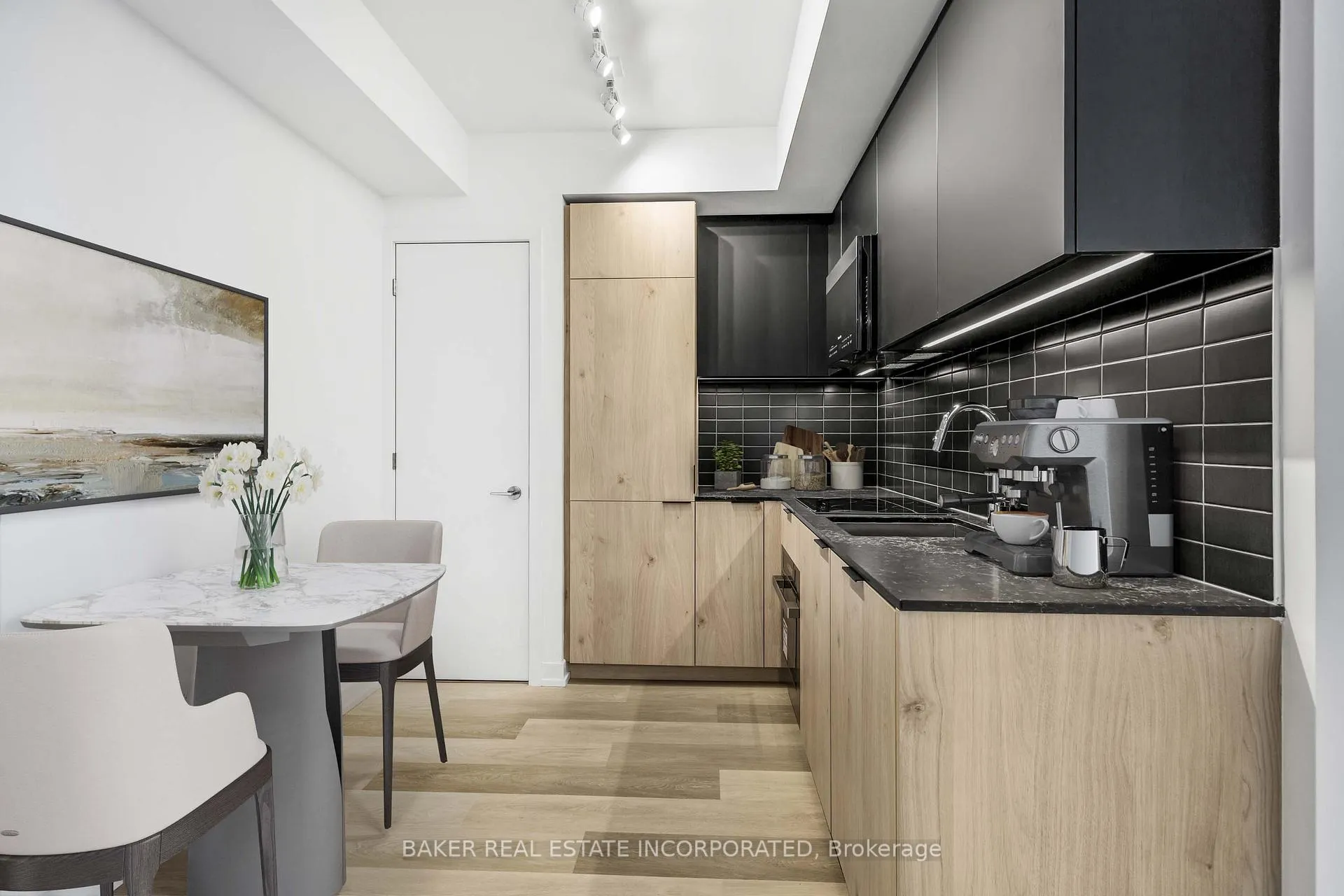 Photo 5 of Unit 928, 28 Eastern Avenue, Toronto, Moss Park — HOMEH