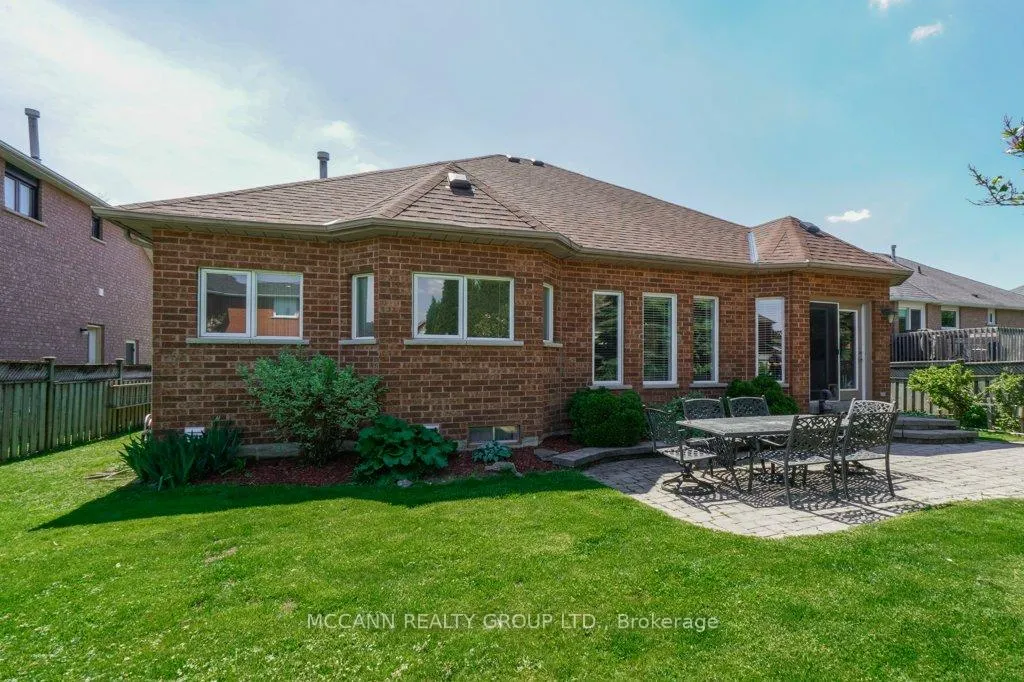 Photo 37 of 21 Fourth Avenue N, Uxbridge — HOMEH