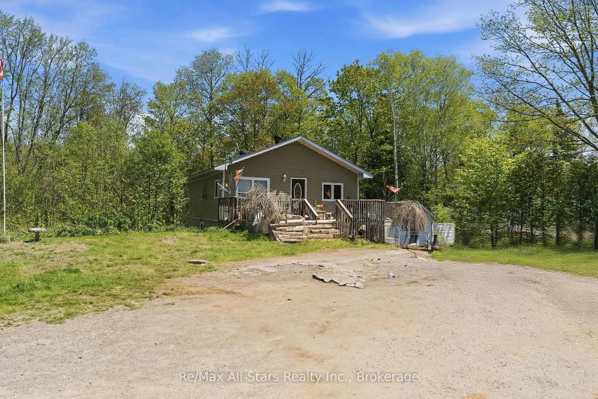 Photo 5 of 2170 Buckslide Road, Algonquin Highlands, Stanhope — HOMEH