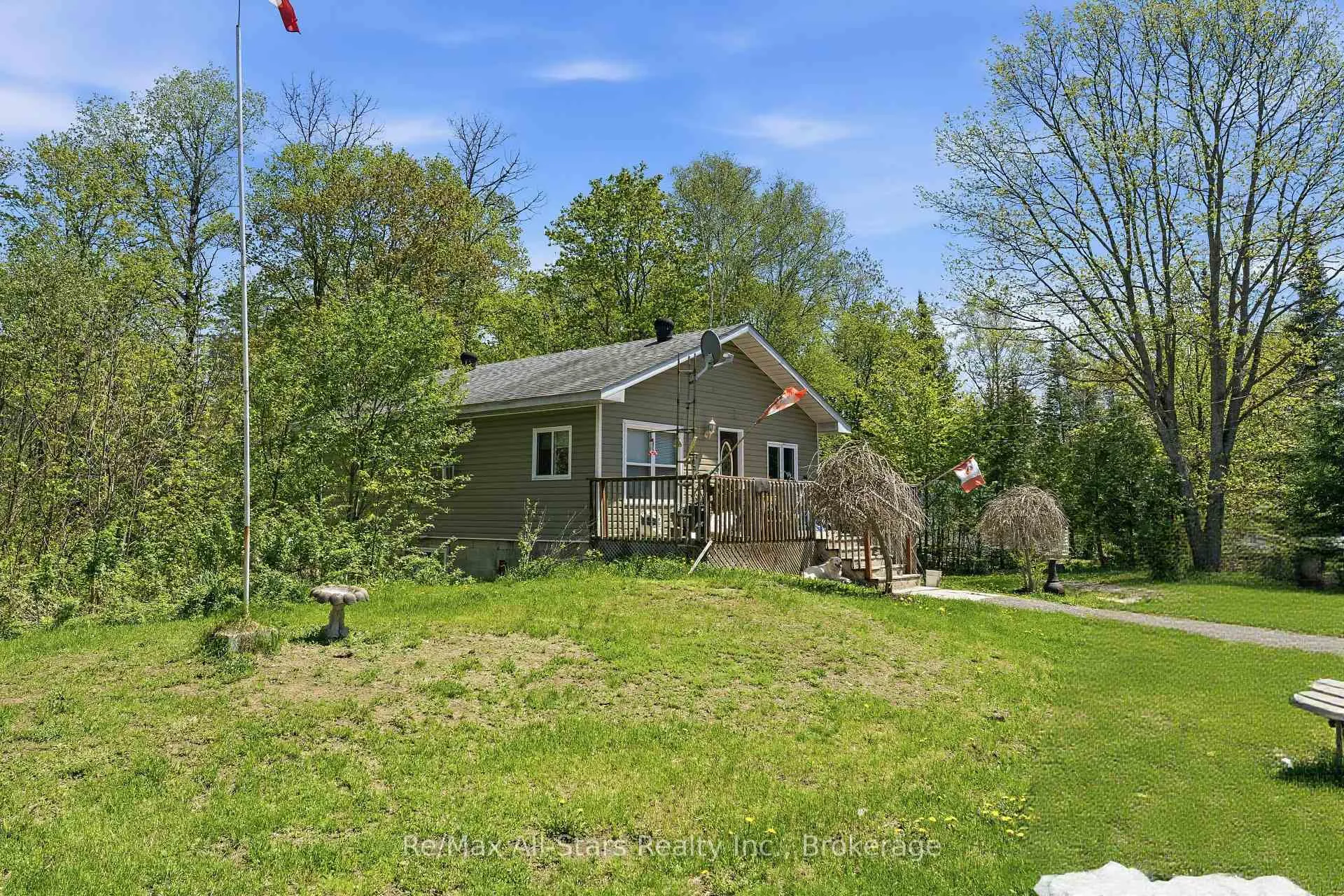 Photo of 2170 Buckslide Road