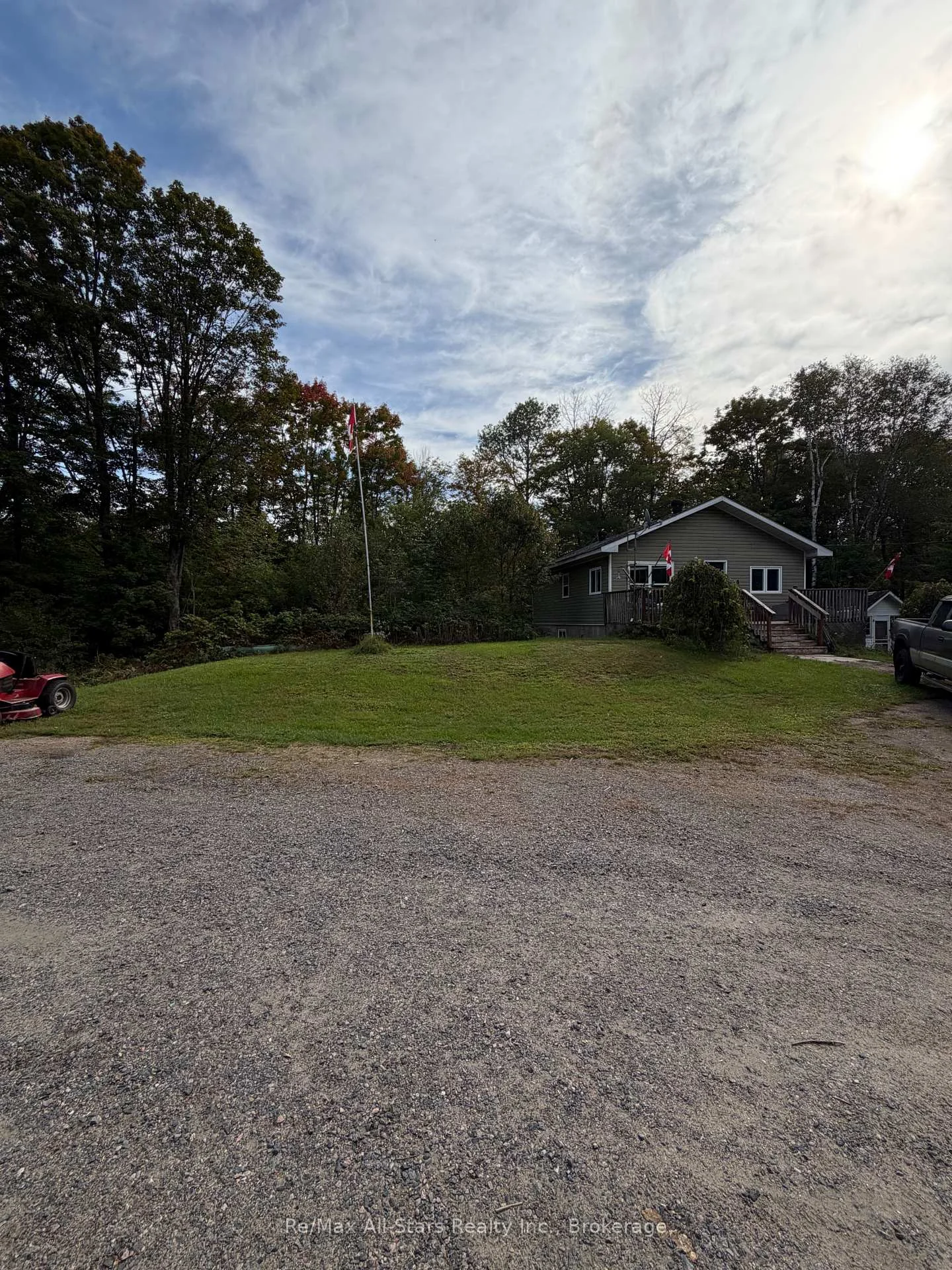 Photo 2 of 2170 Buckslide Road, Algonquin Highlands, Stanhope — HOMEH