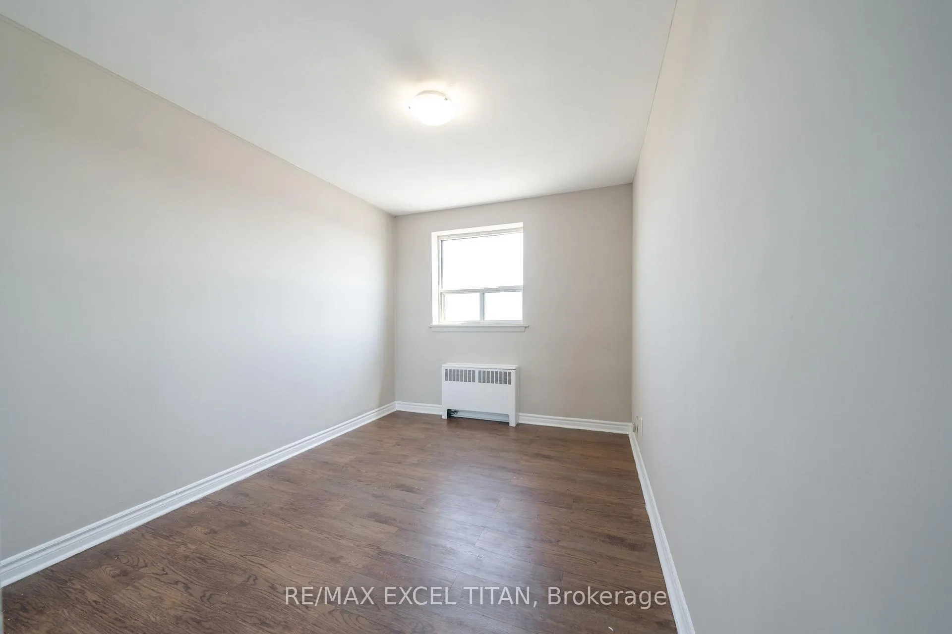 Photo 3 of Unit 738D, 468 Ottawa Street, Hamilton, Corktown — HOMEH
