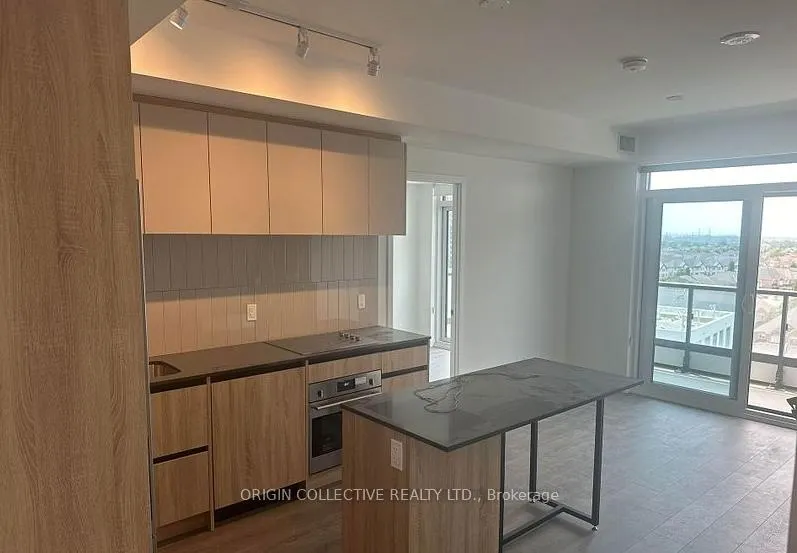 Photo 2 of 7950 Bathurst St B1001, Vaughan, Uplands — HOMEH
