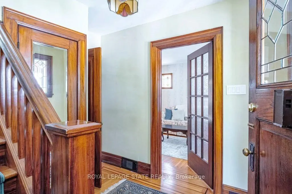 Photo 6 of 73 Barclay Street, Hamilton, Westdale — HOMEH