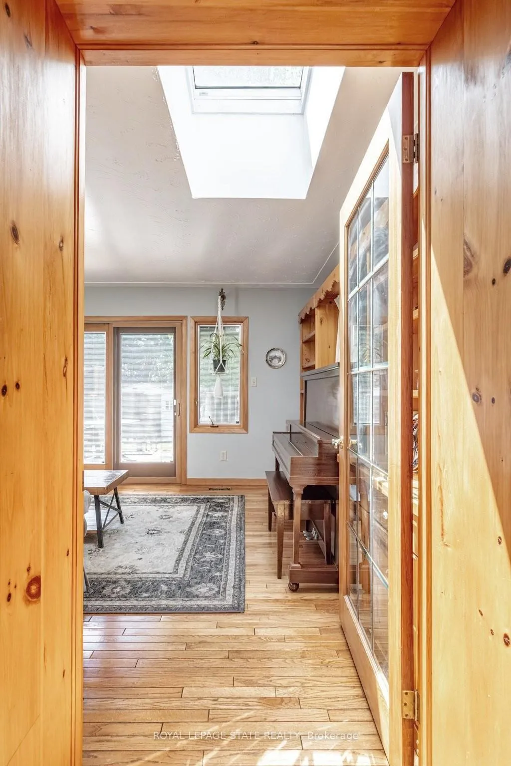 Photo 15 of 73 Barclay Street, Hamilton, Westdale — HOMEH