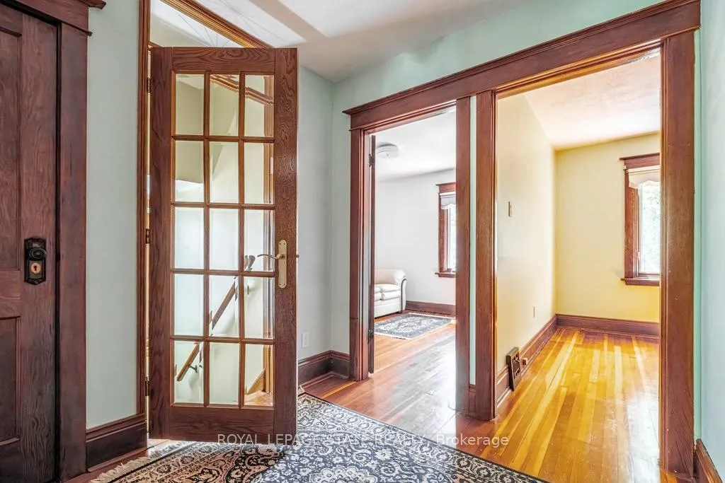 Photo 19 of 73 Barclay Street, Hamilton, Westdale — HOMEH
