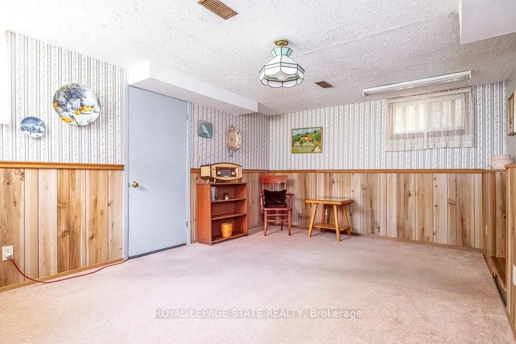 Photo 32 of 73 Barclay Street, Hamilton, Westdale — HOMEH
