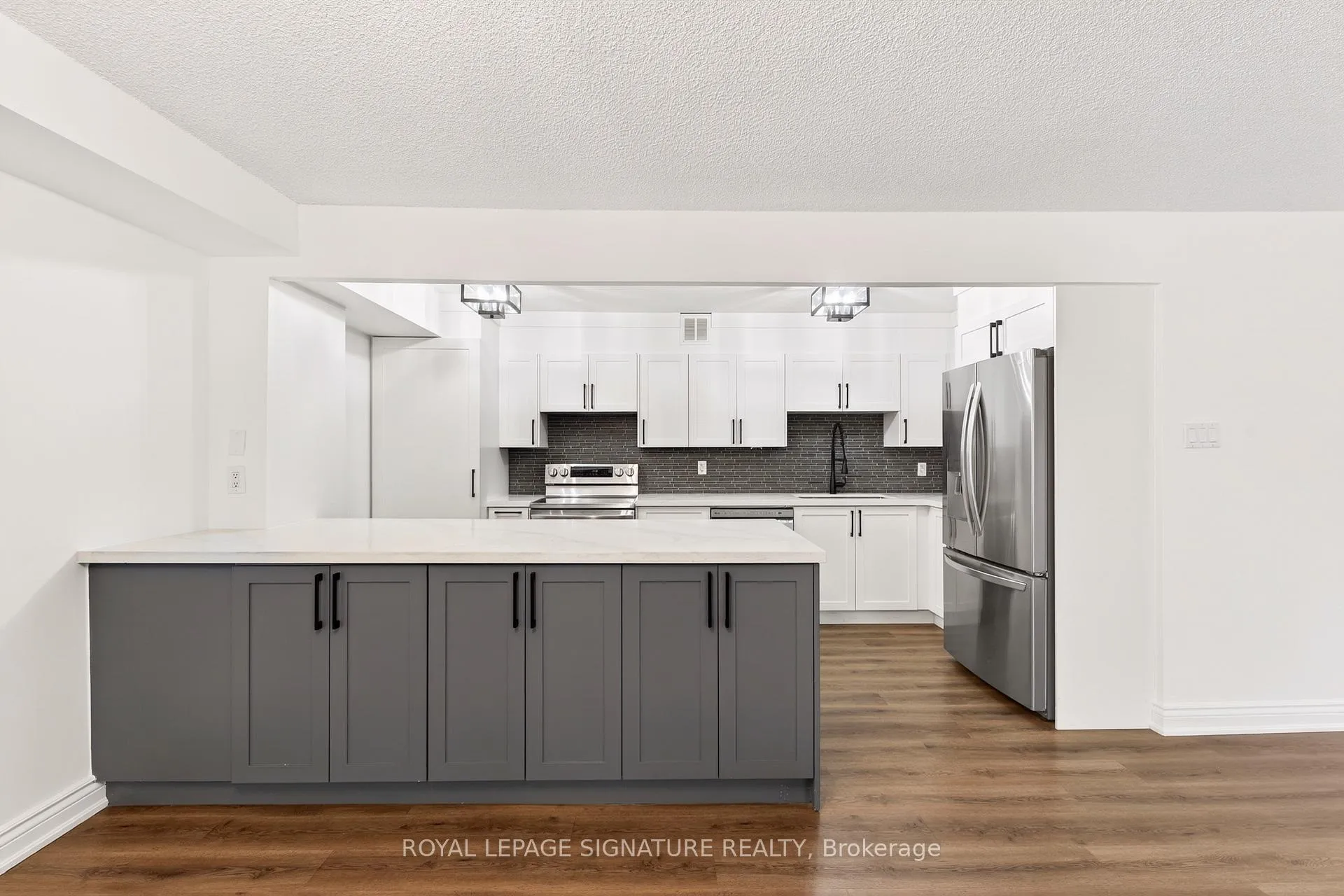 Photo 9 of Unit 309, 60 Inverlochy Boulevard, Markham, Royal Orchard — HOMEH