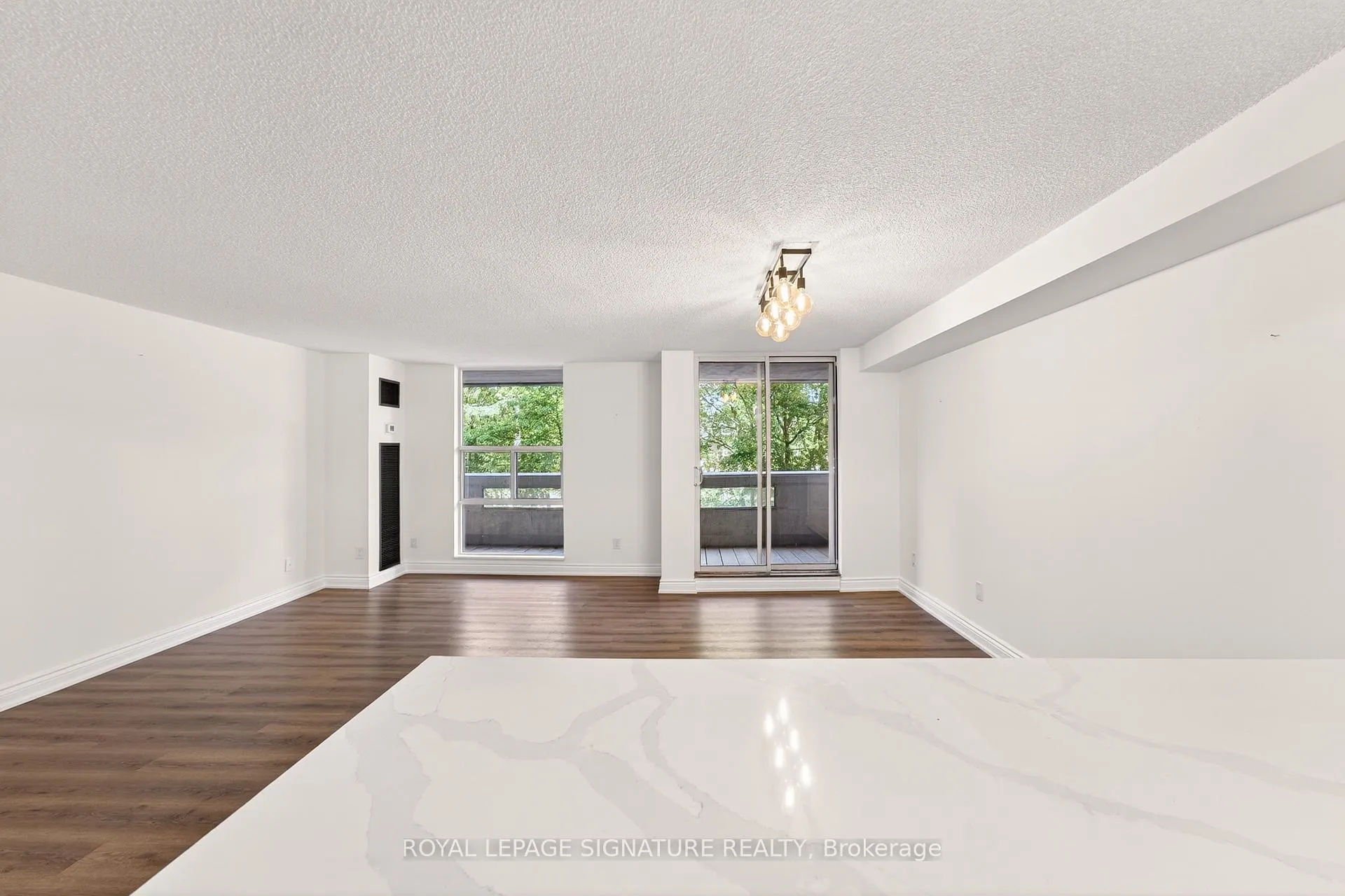 Photo 10 of Unit 309, 60 Inverlochy Boulevard, Markham, Royal Orchard — HOMEH