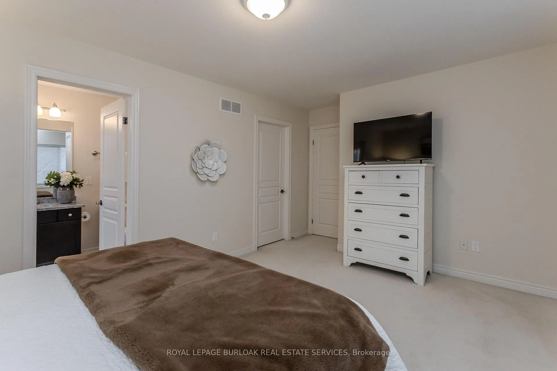 Photo 29 of 6863 St Michael Avenue, Niagara Falls, Forestview — HOMEH