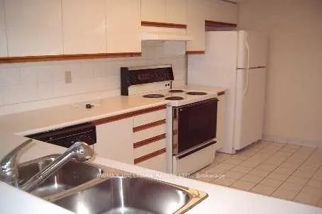 Photo 5 of Unit 1024, 7805 Bayview Avenue, Markham, Aileen-Willowbrook — HOMEH