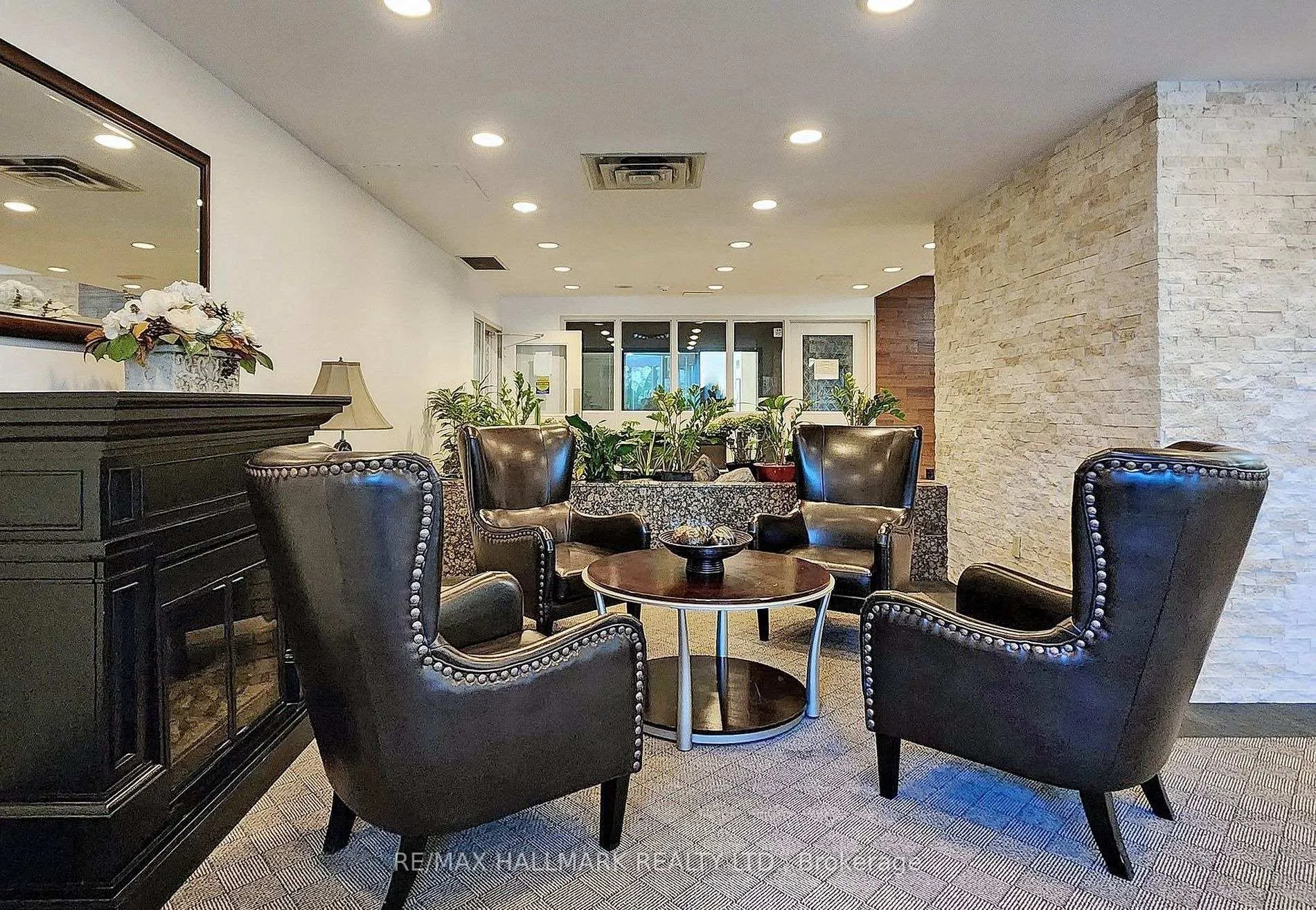 Photo 10 of Unit 1024, 7805 Bayview Avenue, Markham, Aileen-Willowbrook — HOMEH