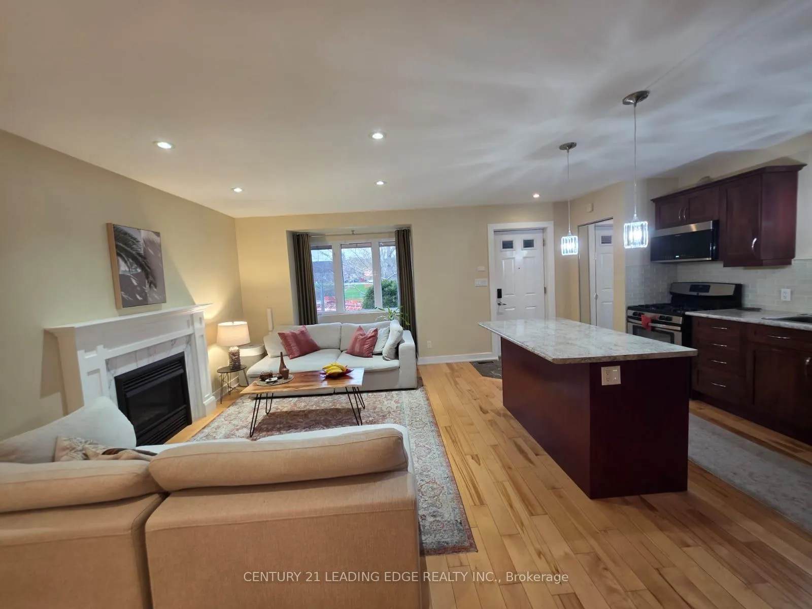 Photo 7 of 177 Fallingbrook Road, Scarborough, Birchcliffe-Cliffside — HOMEH