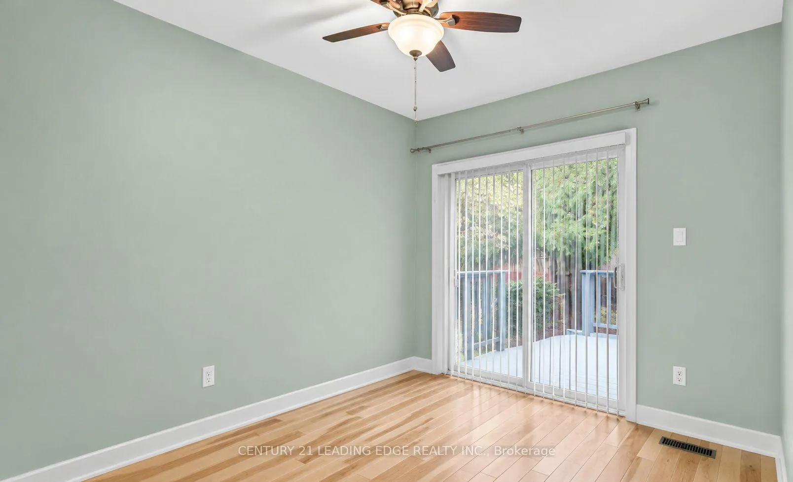Photo 11 of 177 Fallingbrook Road, Scarborough, Birchcliffe-Cliffside — HOMEH