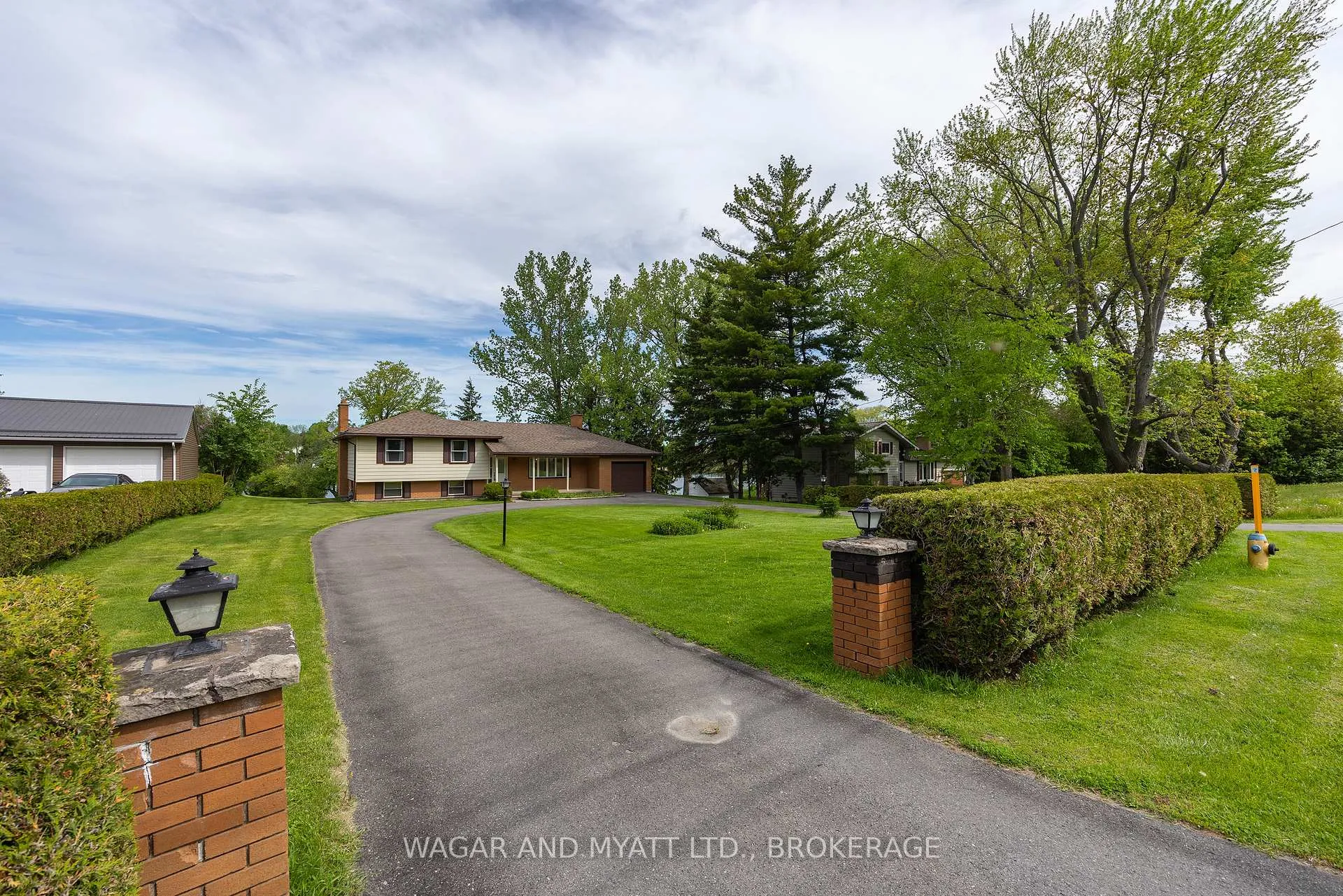 Photo 2 of 87 River Road, Greater Napanee — HOMEH
