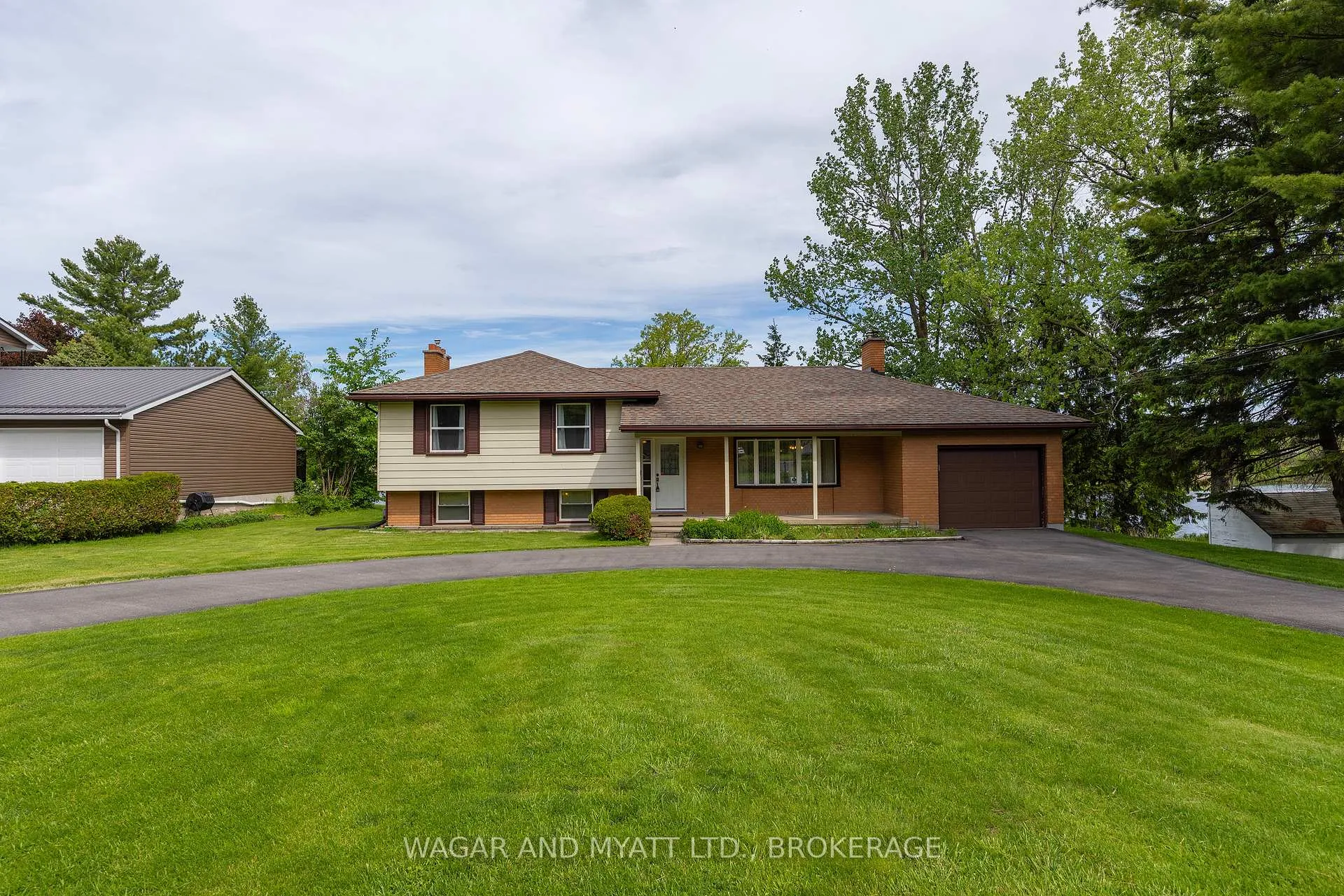 Photo 5 of 87 River Road, Greater Napanee — HOMEH