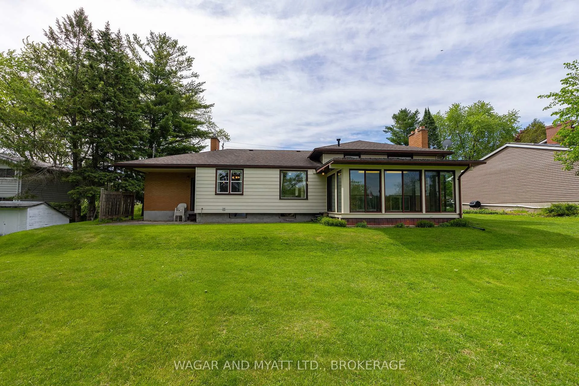 Photo 9 of 87 River Road, Greater Napanee — HOMEH