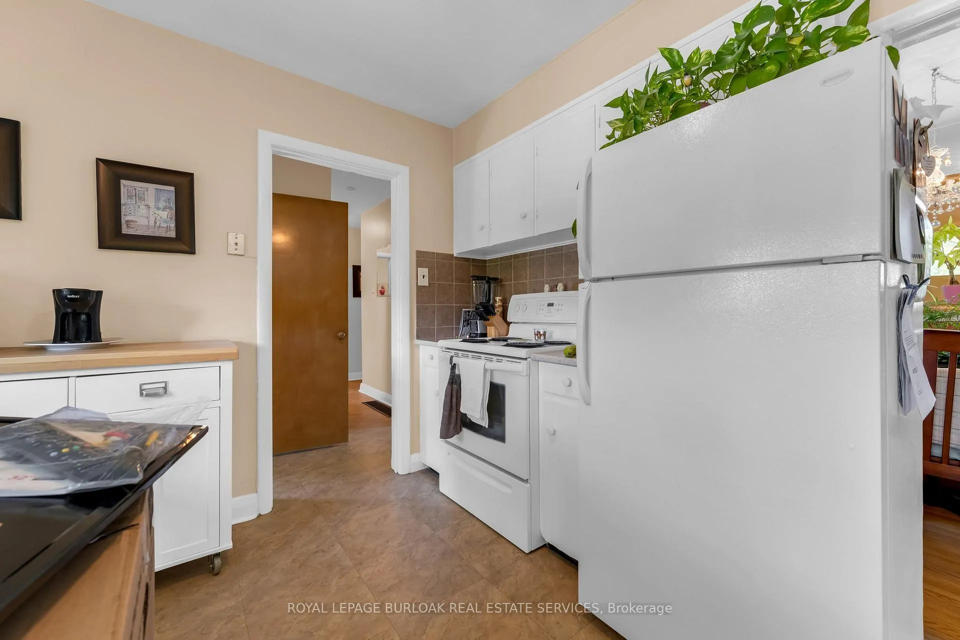 Photo 22 of 234-236 Pine Cove Road, Burlington, Roseland — HOMEH