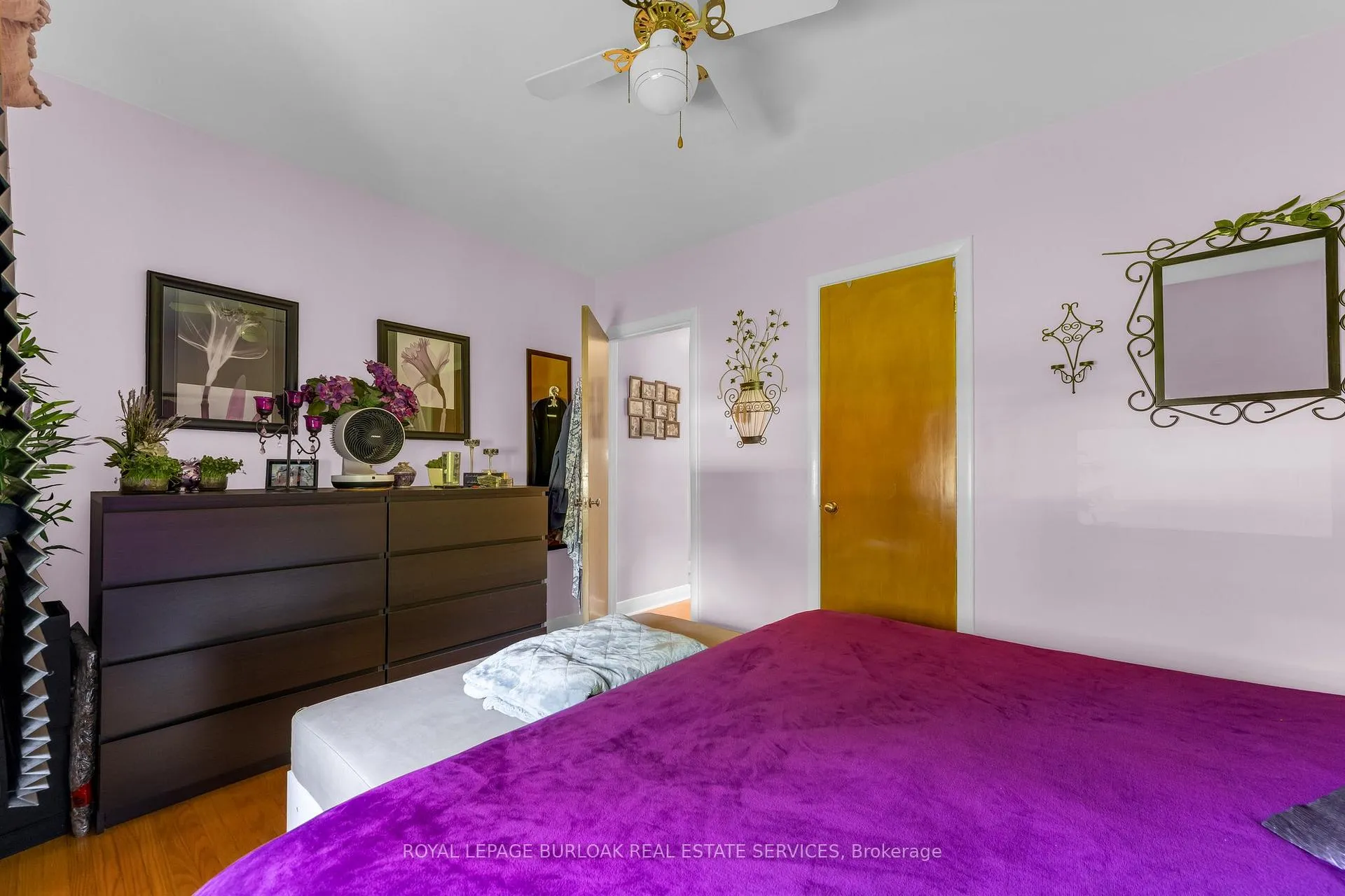 Photo 24 of 234-236 Pine Cove Road, Burlington, Roseland — HOMEH