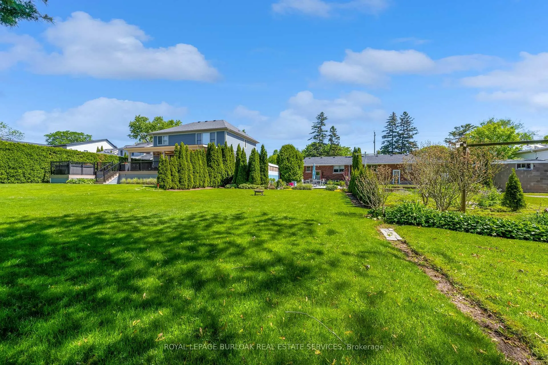 Photo 30 of 234-236 Pine Cove Road, Burlington, Roseland — HOMEH