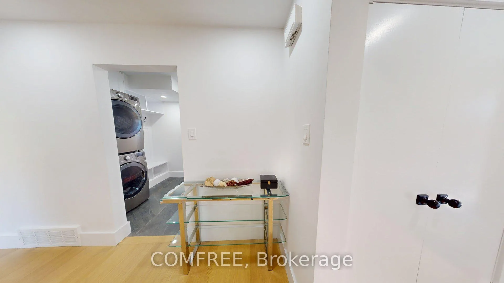 Photo 6 of 1357 Emerald Gate Avenue, Ottawa, Emerald Woods/Sawmill Creek — HOMEH