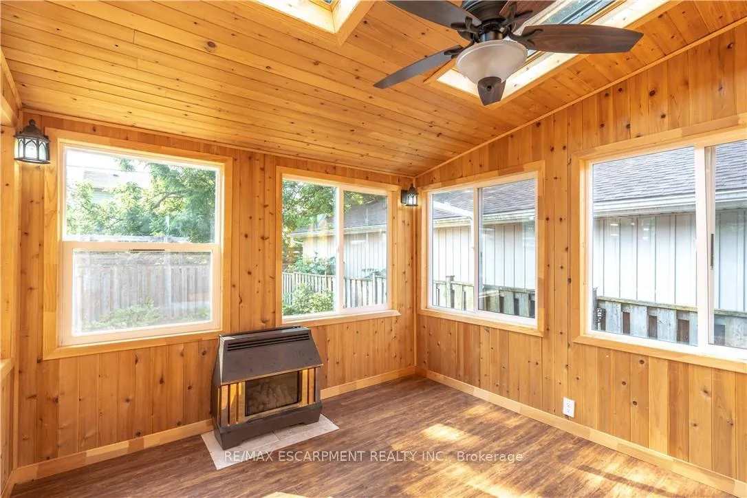 Photo 17 of Unit 1, 107 West 33rd Street, Hamilton, Westcliffe — HOMEH