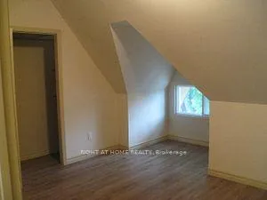 Photo 6 of Unit Unit 1/Upper, 85 Baldwin Street, Toronto, Kensington-Chinatown — HOMEH