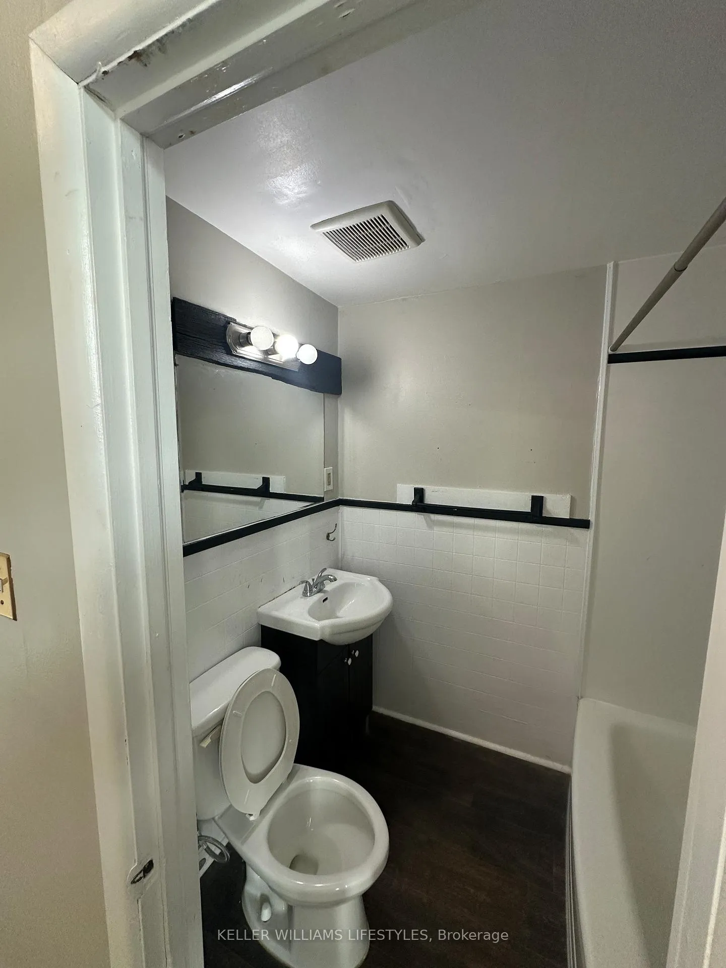 Photo 6 of Unit 2, 89 Ontario Road, West Perth, Mitchell — HOMEH