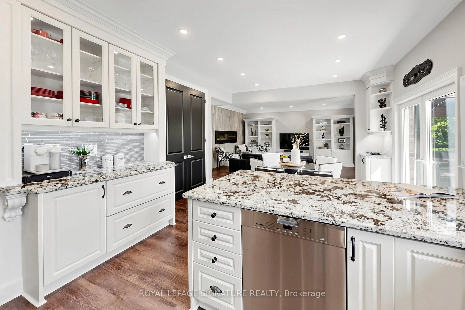 Photo 9 of 15 Evans Ridge, Caledon, Bolton North — HOMEH