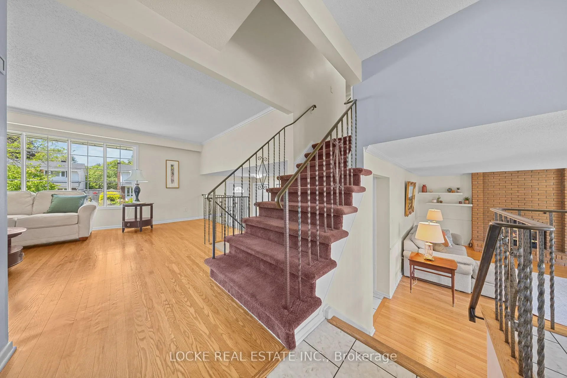 Photo 20 of 33 Eastpark Drive, Ottawa, Blackburn Hamlet — HOMEH